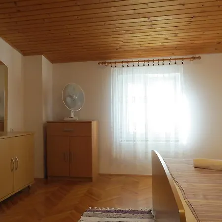 Terrace Beba - Pag Apartman